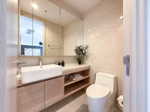 Actual interior photo of a luxury 1-bedroom condo unit type A2 at Noble Form Thonglor on Sukhumvit 55 Bangkok