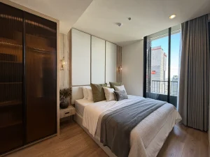 Actual interior photo of a luxury 2-bedroom condo unit type B20 at Noble Form Thonglor on Sukhumvit 55 Bangkok