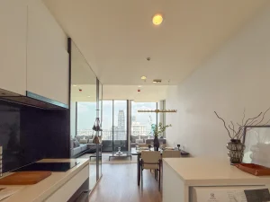 Actual interior photo of a luxury 1-bedroom plus condo unit type B1 at Noble Form Thonglor on Sukhumvit 55 Bangkok